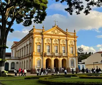 Teatro Municipal de Sabará: Descubra a Casa da Ópera na Cidade Histórica